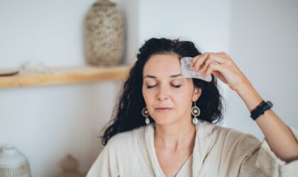Le Gua Sha : Tout savoir sur cet outil ancestral de bien-être