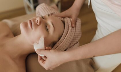 Les bienfaits du gua sha pour le visage