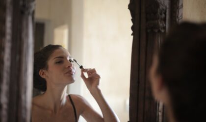 Le rehaussement de cils abîme-t-il les cils naturels ?