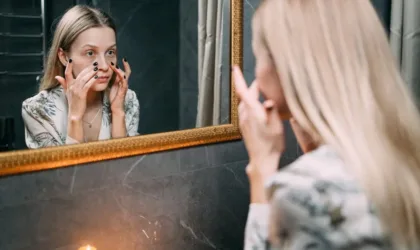 L’exfoliation : l’alliée incontournable pour un cuir chevelu éclatant!