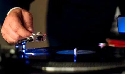 Pointes fourchues : Comprendre les causes et découvrir les solutions!