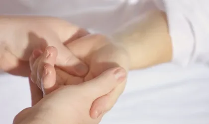 Soulagement des acouphènes : les bienfaits de la sophrologie