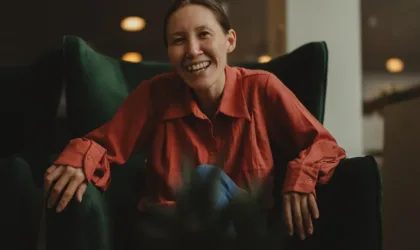 Comment atténuer les marques rouges après une épilation du visage ?