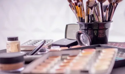 Comment adapter son anti-cernes quand on a des ridules marquées Comment adapter son anti-cernes quand on a des ridules marquées