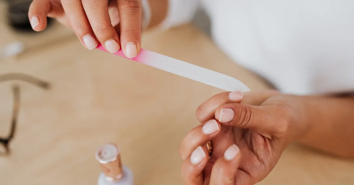 découvrez tout sur le vernis semi-permanent : application, tenue longue durée, conseils d’entretien et astuces pour des ongles parfaits. idéal pour un résultat professionnel à la maison !