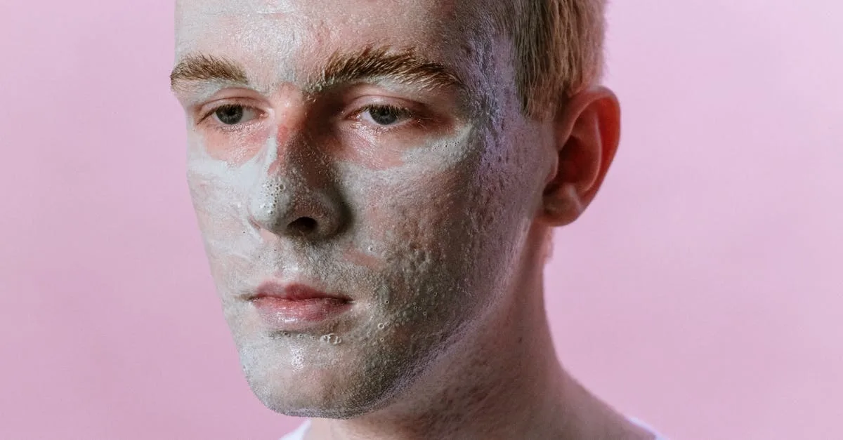 découvrez notre nettoyant visage solide, une alternative écologique et efficace pour une peau propre et rafraîchie. formulé avec des ingrédients naturels, il convient à tous les types de peau. idéal pour une routine beauté zéro déchet !