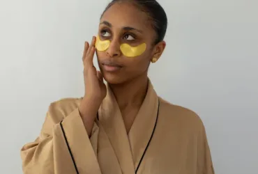 Poches sous les yeux foie : existe-t-il vraiment un lien médical ?