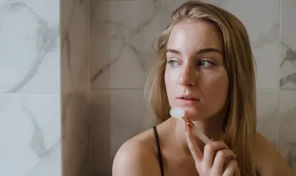 Quelle routine beauté adopter pour avoir une peau lumineuse sans maquillage ?