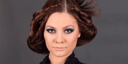 Quelle coupe de cheveux rajeunit vraiment après 40 ans ?