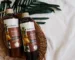 Pourquoi mes cheveux regraissent-ils plus vite avec un shampoing sans sulfate ? Pourquoi mes cheveux regraissent-ils plus vite avec un shampoing sans sulfate ?