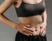 Ventre gonflé sous la poitrine femme : quelles peuvent être les causes fréquentes ? Ventre gonflé sous la poitrine femme : quelles peuvent être les causes fréquentes ?