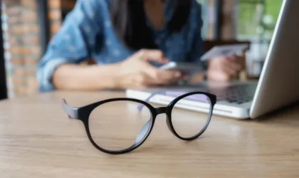 Lunettes en ligne : comment choisir une monture adaptée à son visage ?
