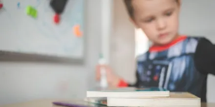 Encourager les tout-petits à lire et écrire dès maintenant