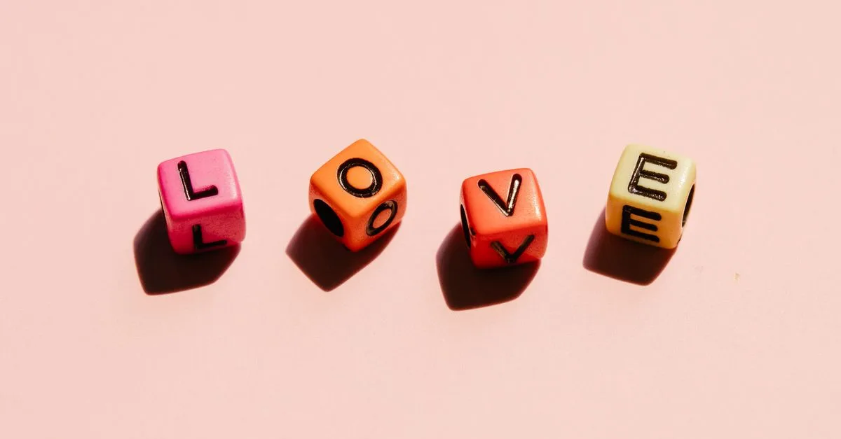 découvrez les croyances profondes qui façonnent l'amour et influencez positivement vos relations amoureuses.